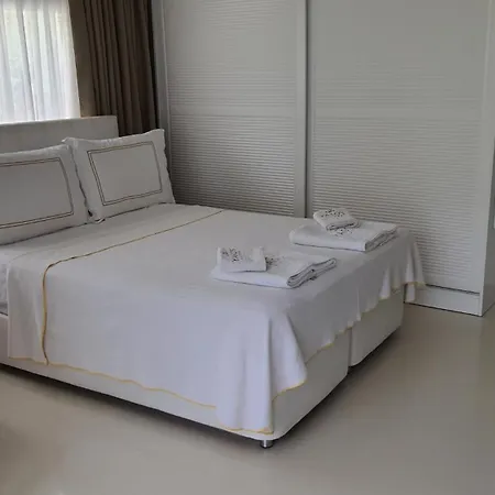 公寓式酒店 Yasos By The Sea 4*