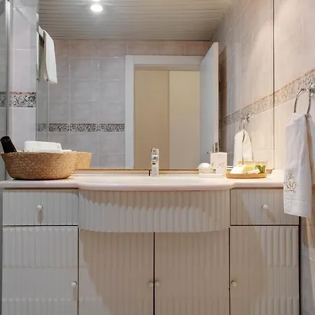 公寓式酒店 Yasos By The Sea 3*